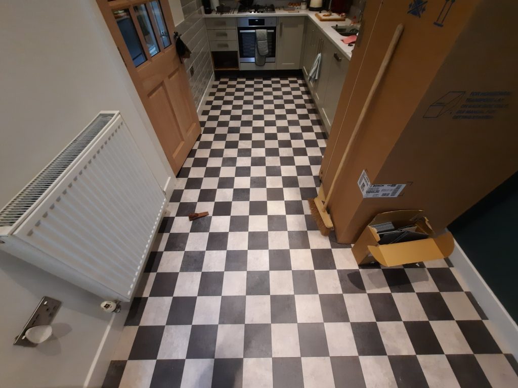 Amtico Signature 6 inch Tiles pic 5